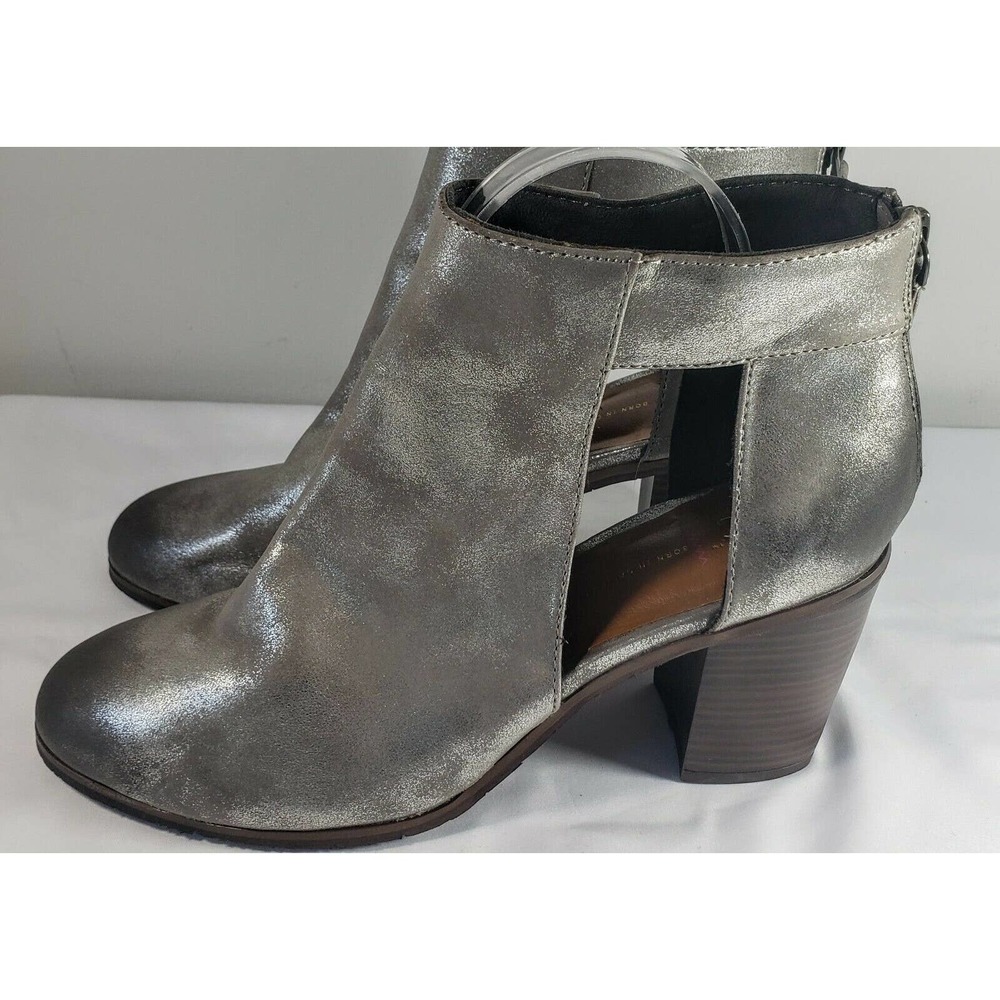 Silver Boots Comfortable Ankle Boots 8.5